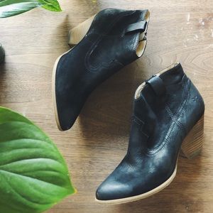 FRYE • Renee Seam Ankle Boots